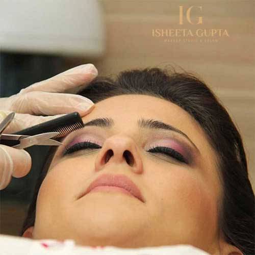 Eyebrow Enhancement Services in Noida