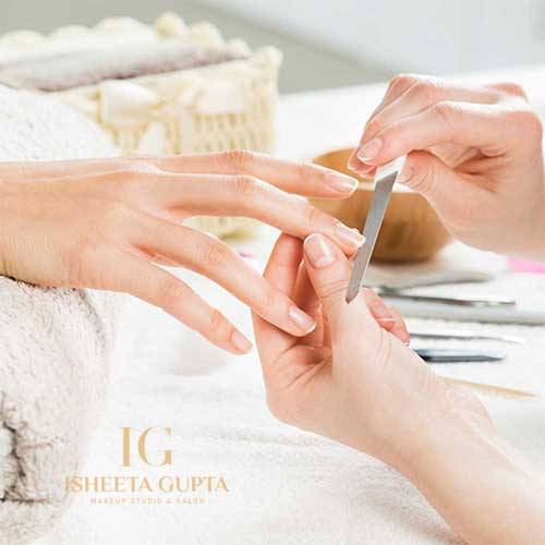 Manicure Services in Kohat Enclave