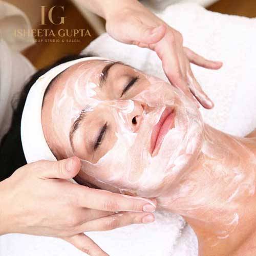 Skin Tightening Facial in Connaught Place
