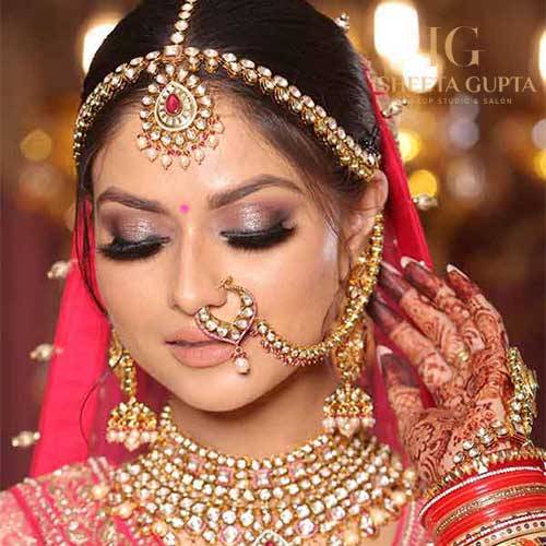 Wedding Makeup Artist in Connaught Place