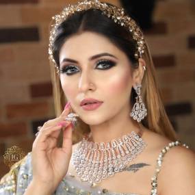 Celebrity Makeup in Shahdara