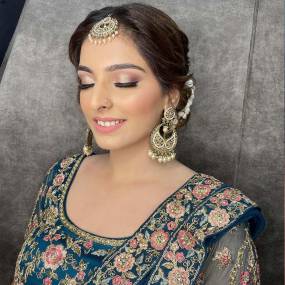 Engagement Makeup in Shahdara