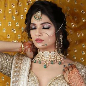 Haldi & Mehndi Makeup